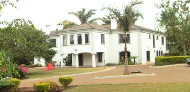 RUNDA HOUSE